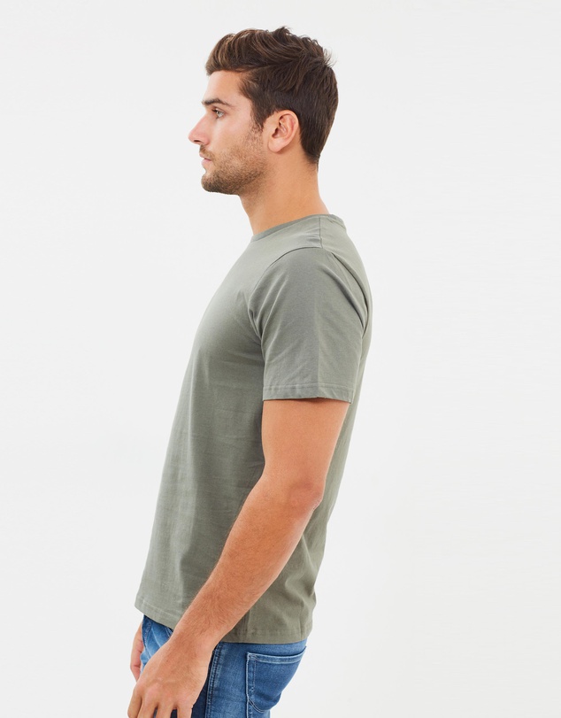 dctwoofashion_p43-1